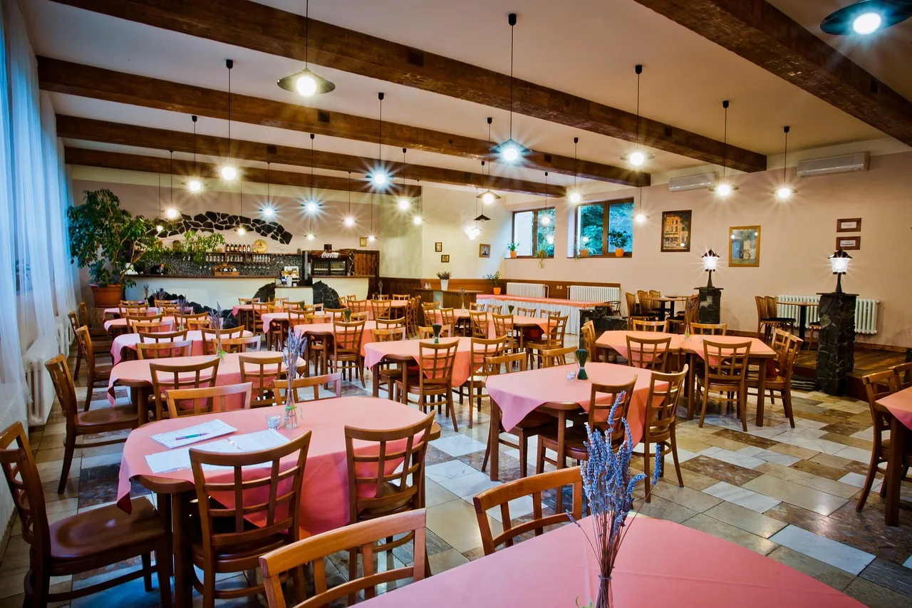 hotel, podjavorník, restaurant, restaurant, restaurant, restaurant, restaurant, restaurant. Hotel email marketing compliance rules for the US, UK, Canada, and Australia