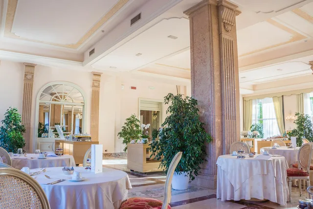 villa cortine palace, breakfast room, restaurant, luxury, sirmione, lake garda, italy, hotel, design, interior, decoration, dining, food, drink, decor, elegance, restaurant interior, ornate, eat, architecture, furniture, eating, culture, history, restaurant, restaurant, restaurant, restaurant, restaurant, lake garda, restaurant interior, restaurant interior, restaurant interior, restaurant interior, restaurant interior. 4 notes on hospitality SEO examples worth reading