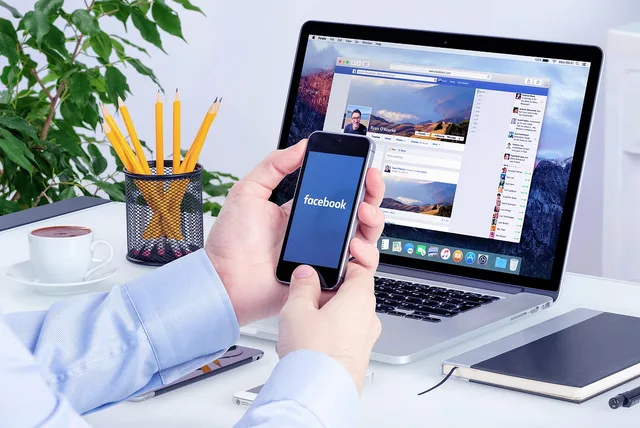 facebook, social media, social media marketing, smartphone, laptop, workspace, office break, office hour, desk, facebook marketing, facebook ads, facebook ads, facebook ads, facebook ads, facebook ads, facebook ads. A framework for assessing hospitality social media trends